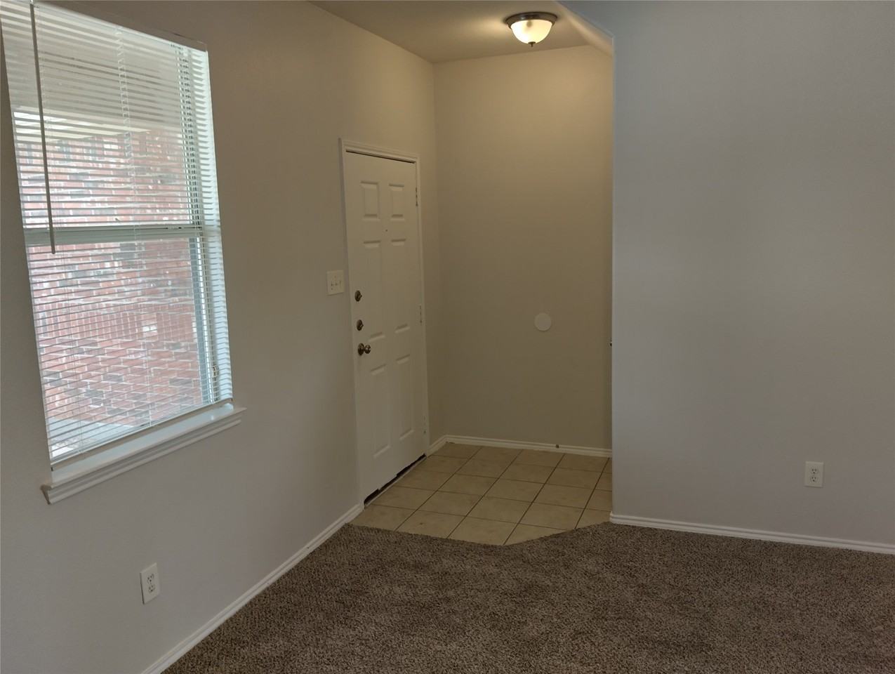 1133 Mockingbird Dr - Photo 3 of 27