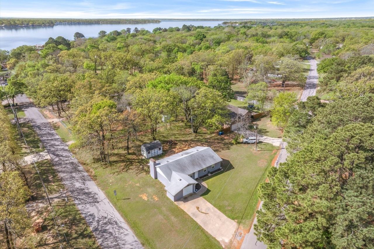 123 Harmon Rd - Photo 6 of 36