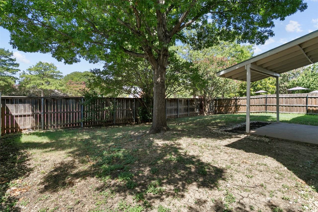 7605 Bryce Canyon Dr W - Photo 4 of 27
