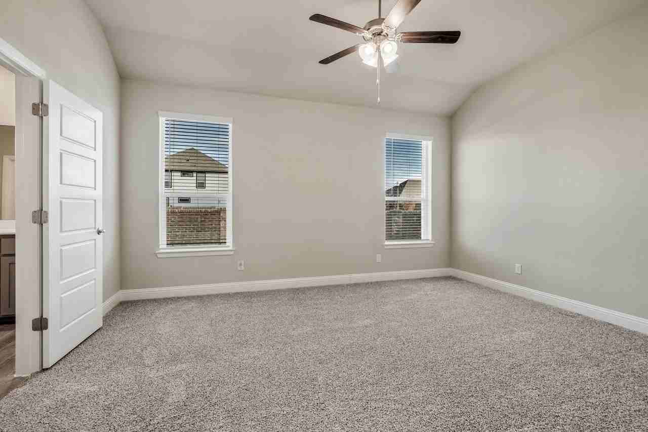 2615 Flycatcher Dr - Photo 7 of 18
