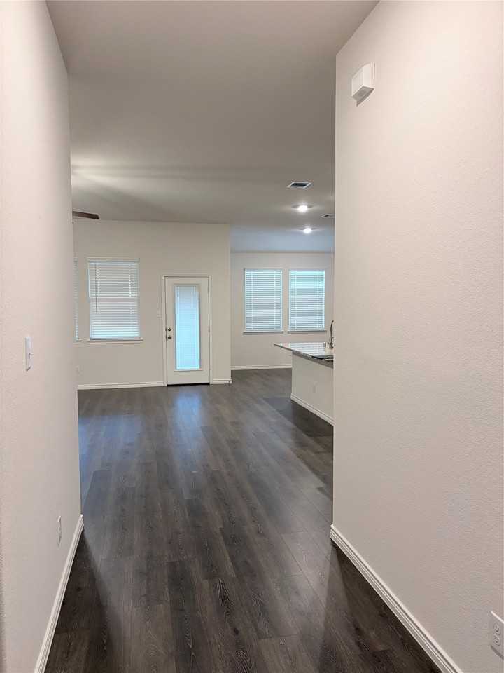 152 Whitetail Way - Photo 4 of 31