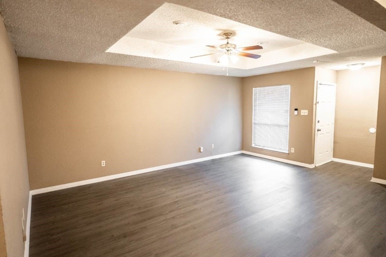 1811 San Rafael St - Photo 2 of 19