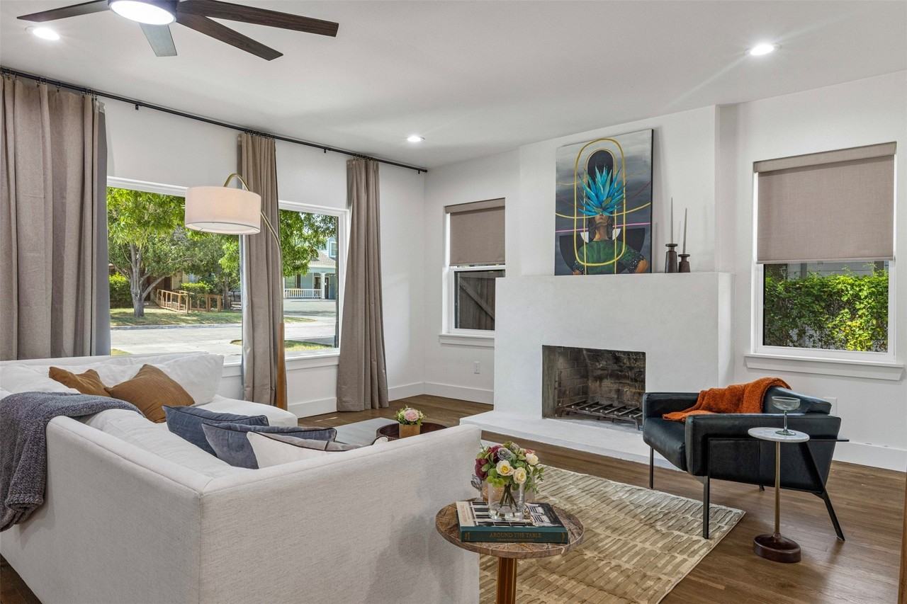 422 S Montreal Ave - Photo 3 of 27
