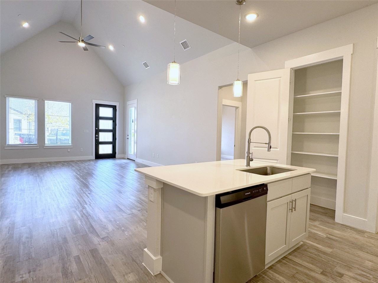 3180 Misty Forest Way - Photo 4 of 29
