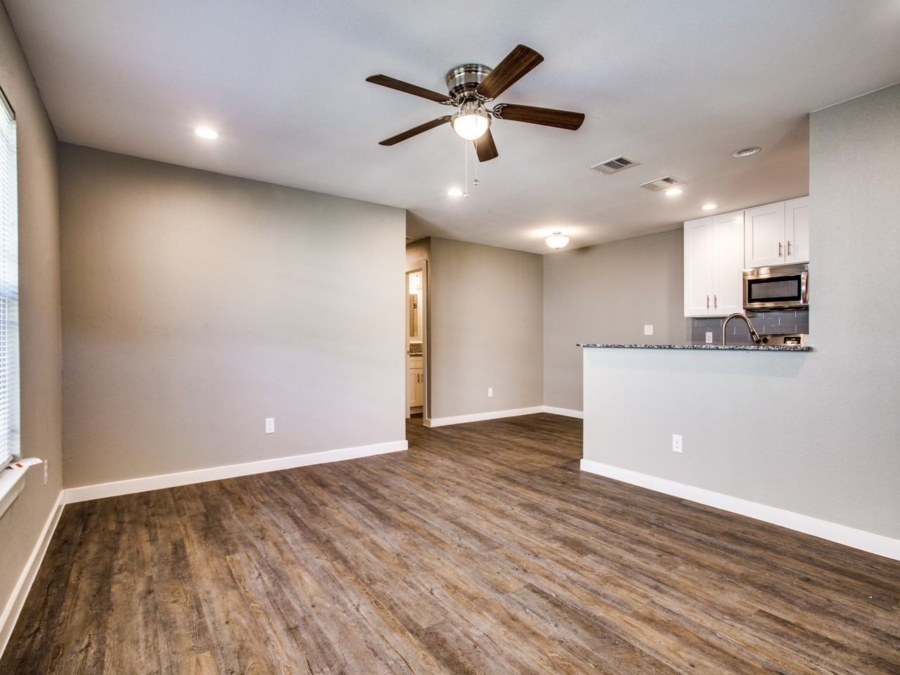 8106 Tanner Ave - Photo 4 of 26