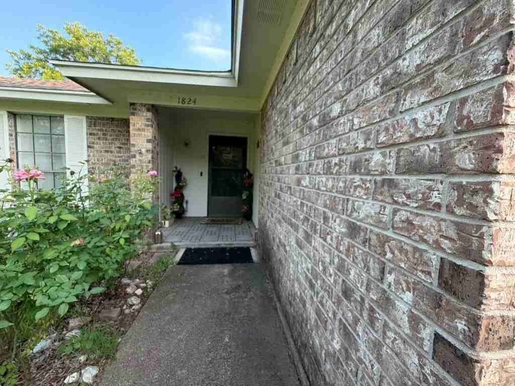 1824 Briar Run - Photo 4 of 28