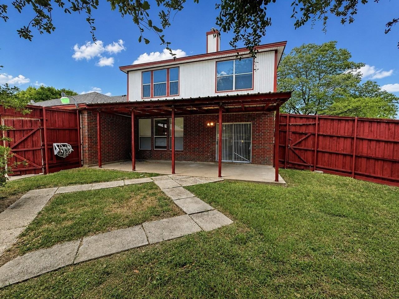 824 Elm Falls Pl - Photo 4 of 32