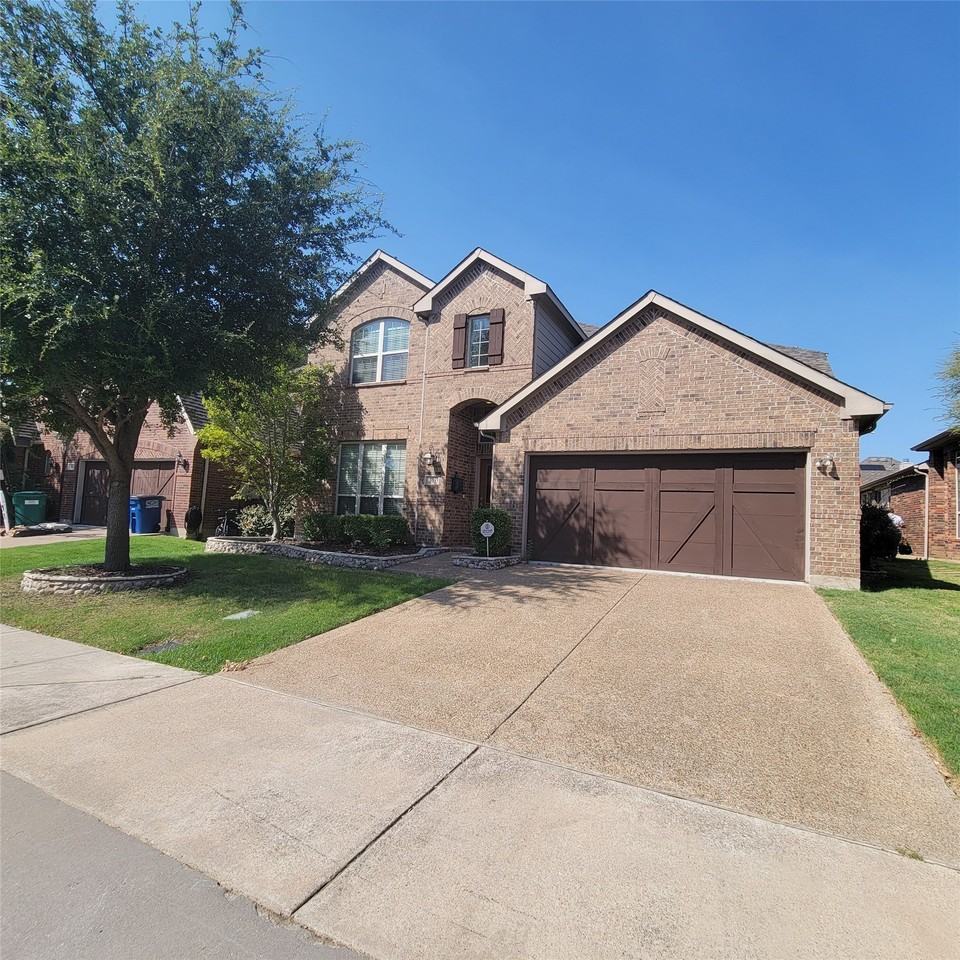 308 Enid Dr - Photo 2 of 25