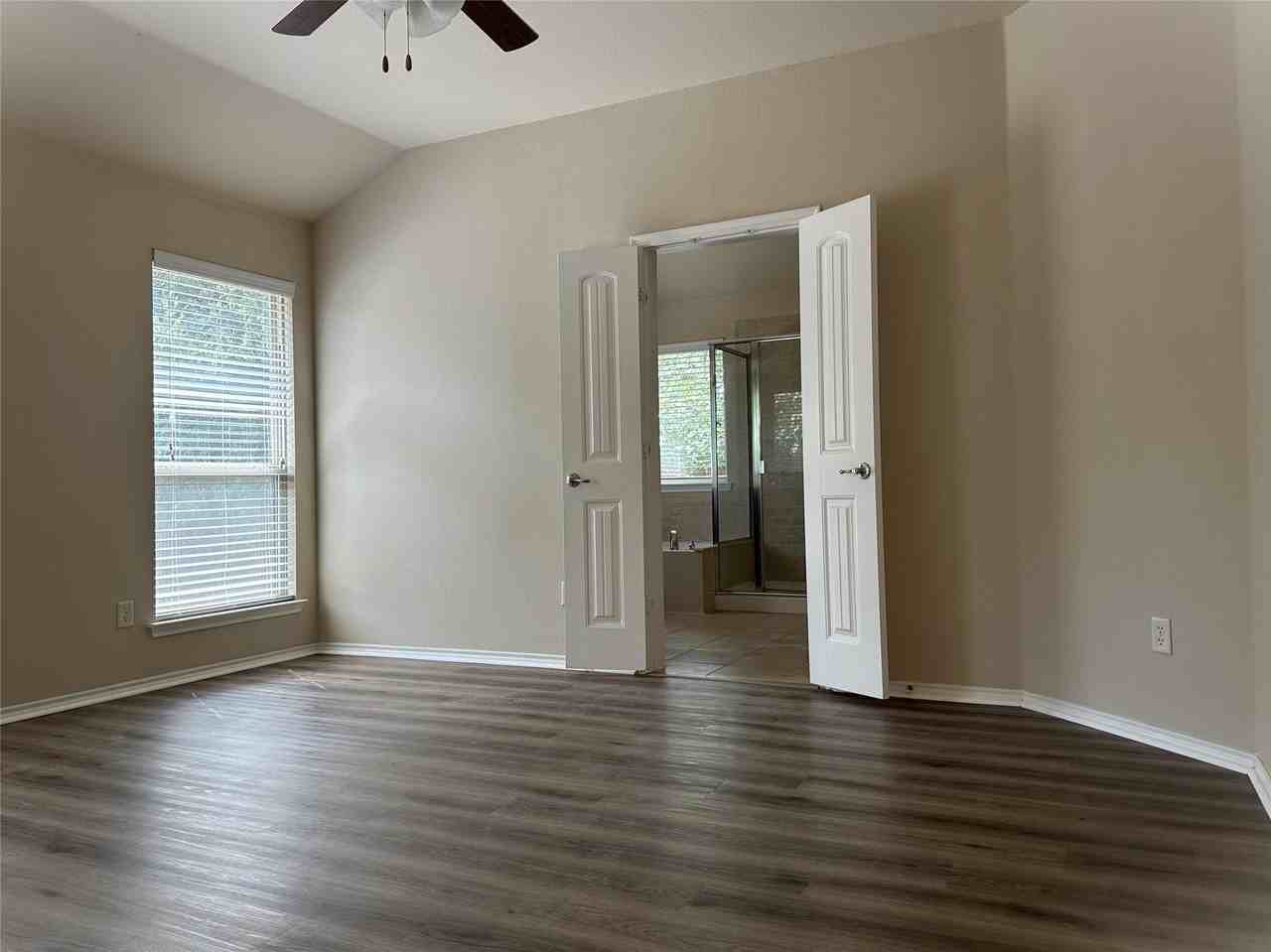 929 Hazels Way - Photo 4 of 14
