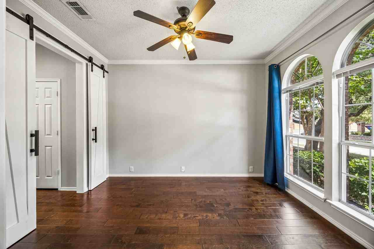 11002 Brandenberg Dr - Photo 7 of 32
