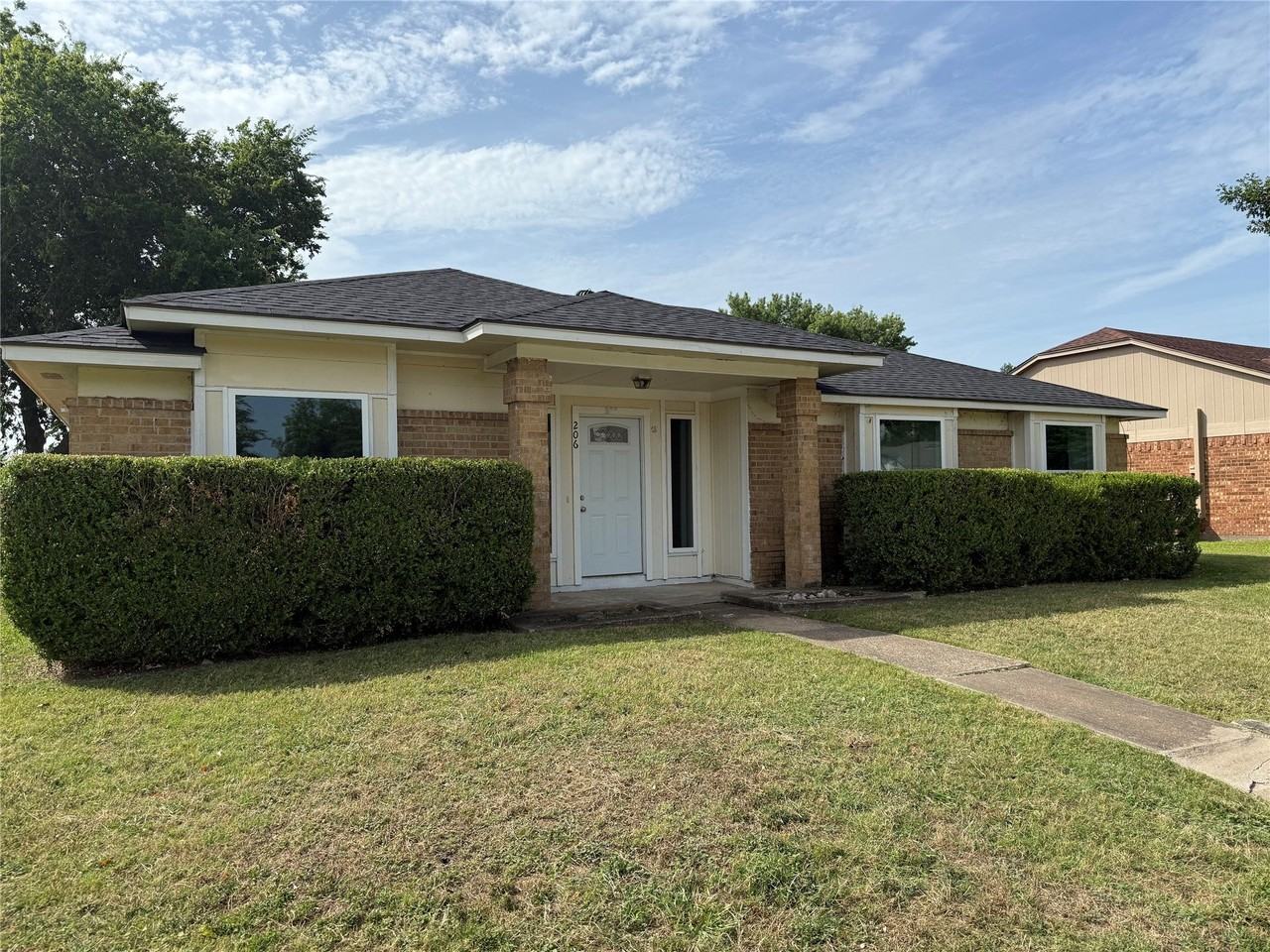 206 E Ridgegate Dr - Photo 2 of 29