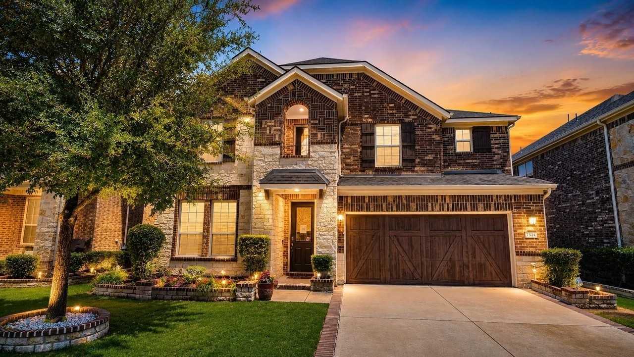 7324 Clementine Dr
