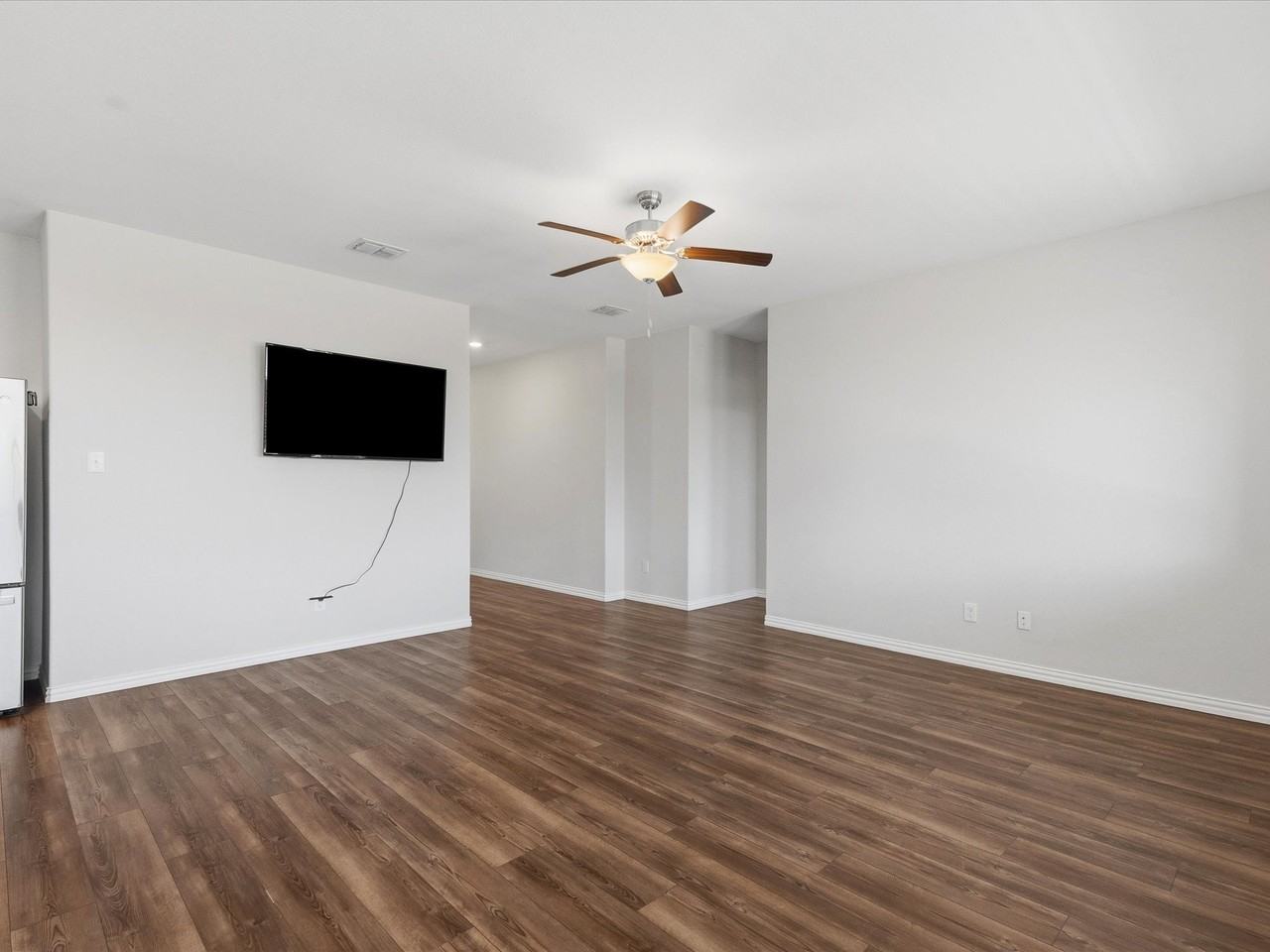2137 Whispering Sage Blvd - Photo 6 of 32
