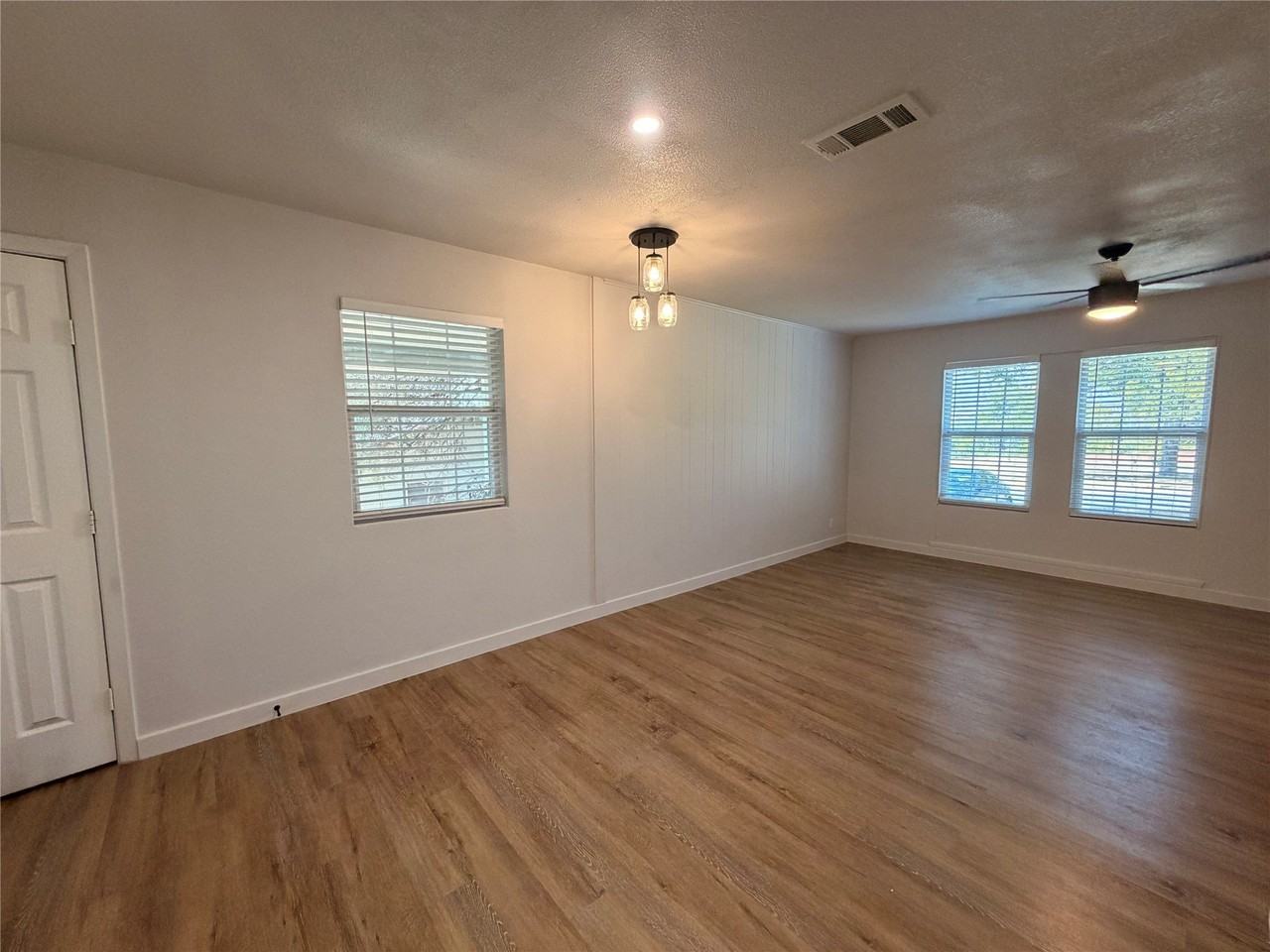 12244 Willowdell Dr - Photo 7 of 19