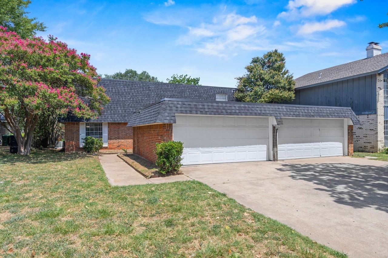2019 Fleur De Lis Ct - Photo 2 of 33