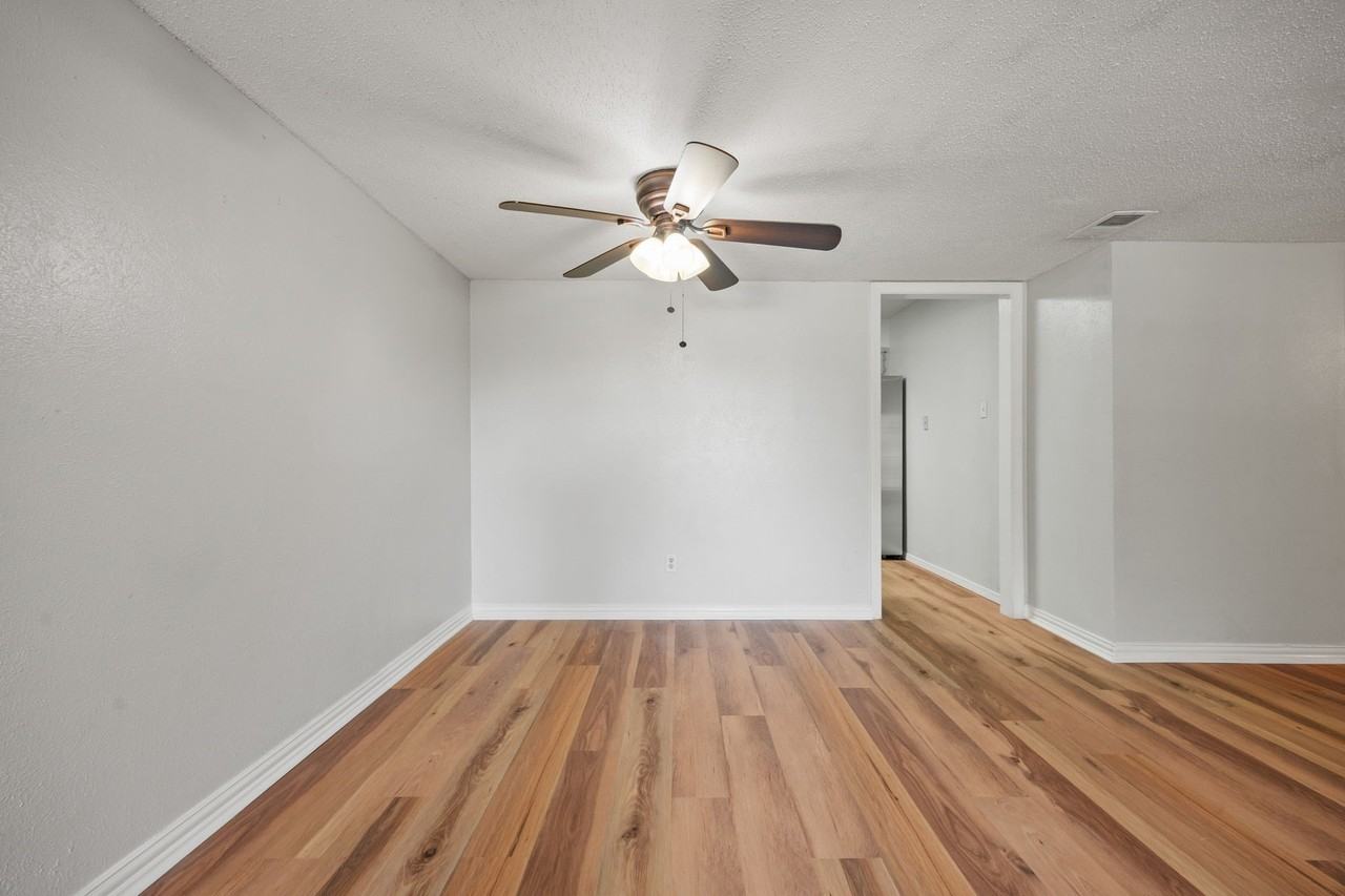 2019 Fleur De Lis Ct - Photo 7 of 33