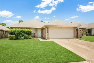 1016 Willowbrook Trl - Photo 1 of 1