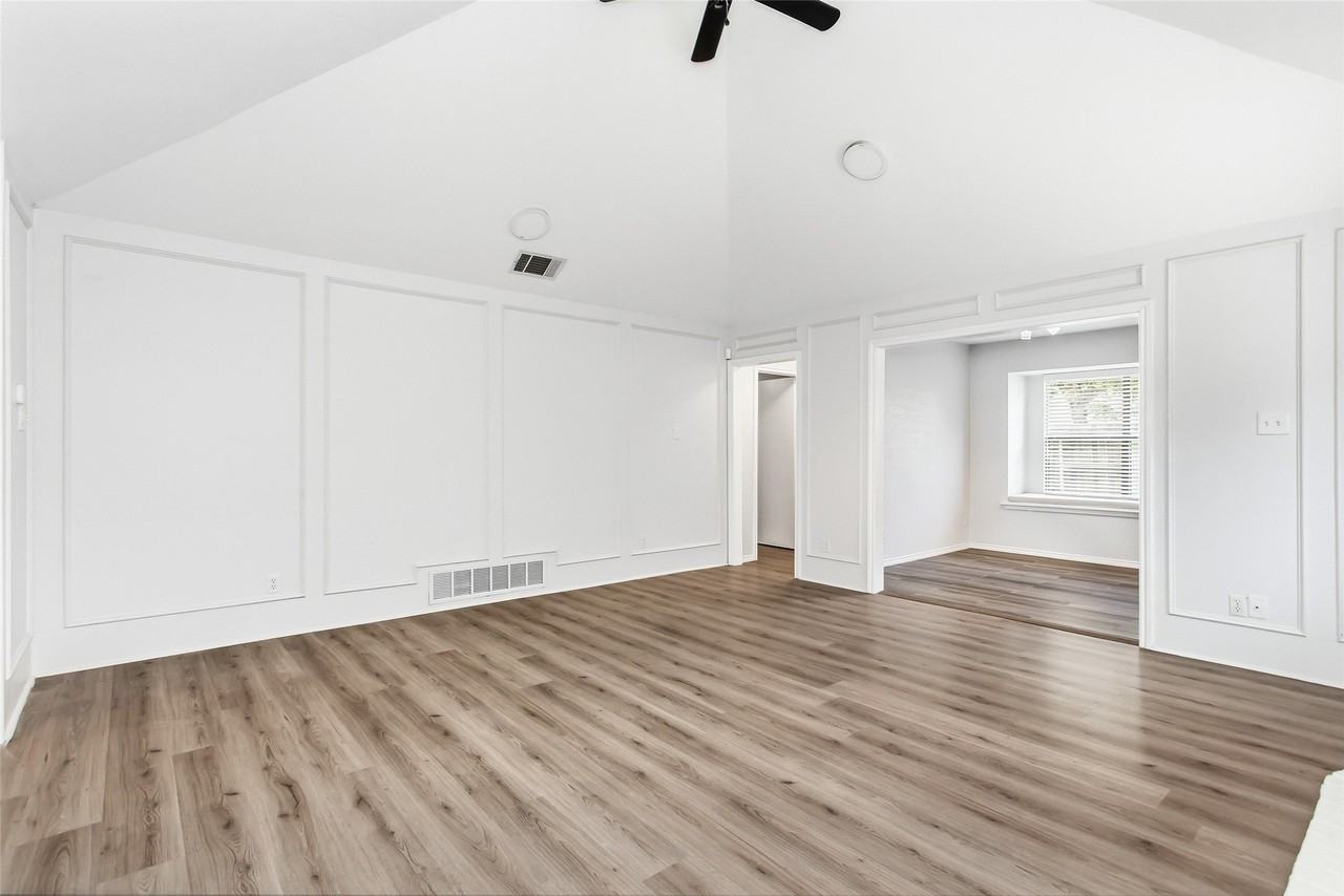 1016 Willowbrook Trl - Photo 6 of 29