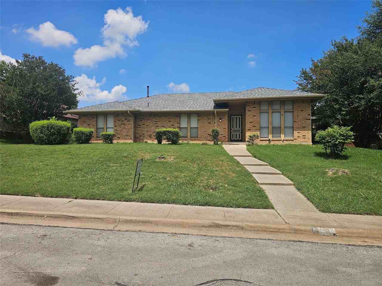 1340 Grand Teton Dr - Photo 2 of 33