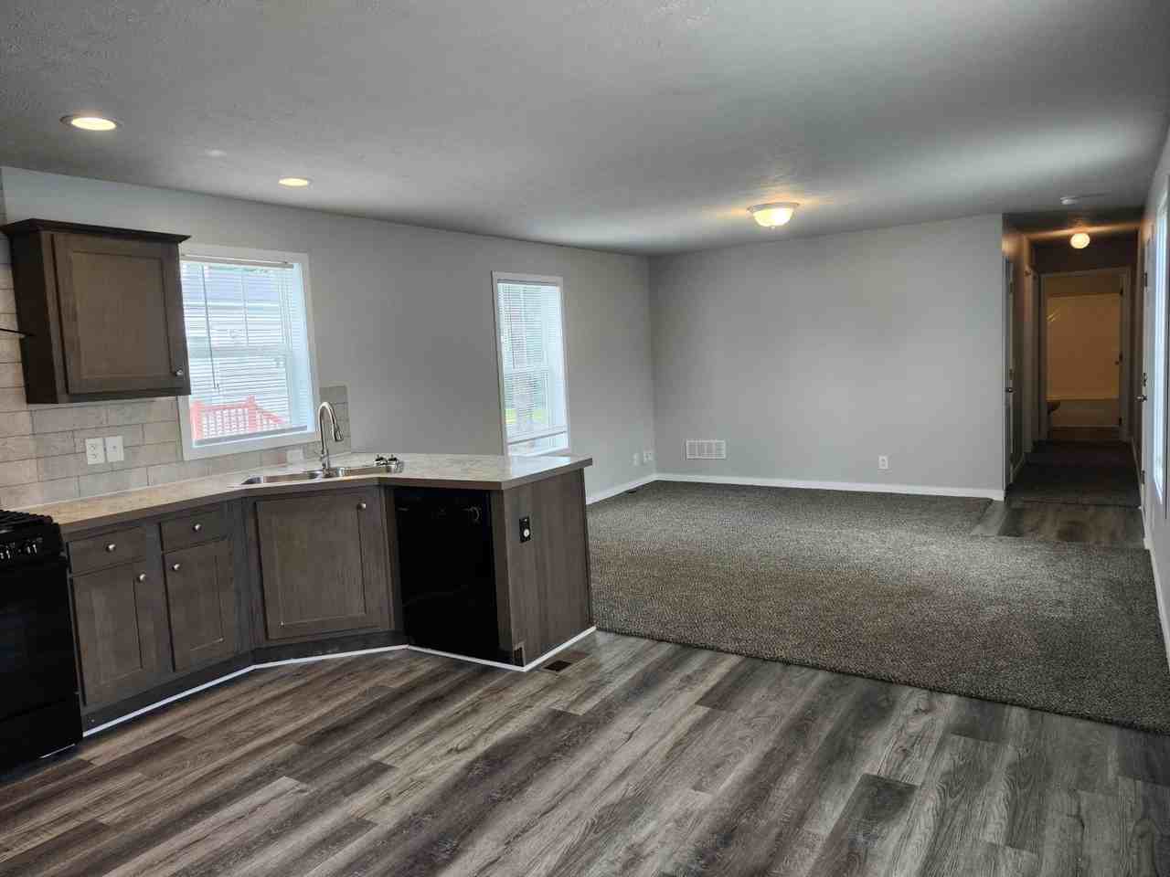46 Parakeet Hill Dr #169 - Photo 3 of 10