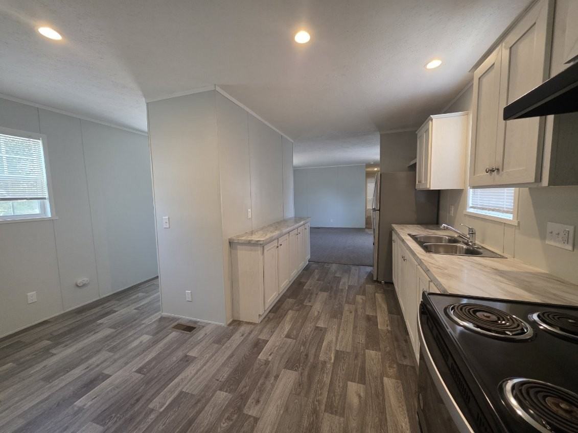 10 Parakeet Hill Dr #149 - Photo 3 of 12