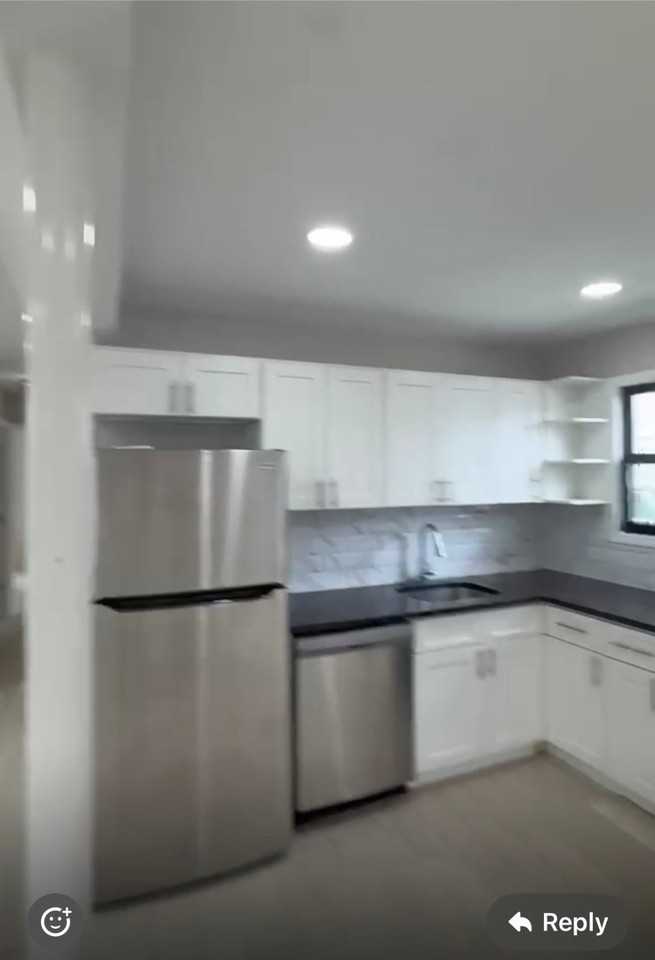 7221 Burchell Ave - Photo 3 of 4