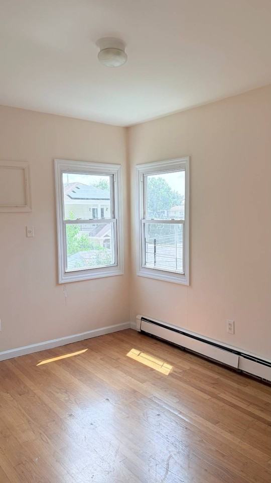 8343 241st St - Photo 4 of 6