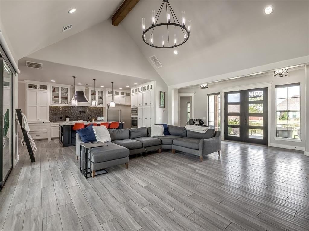 4001 Timber Valley Dr - Photo 5 of 50