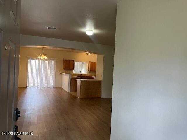 541 N Mercado St - Photo 3 of 16