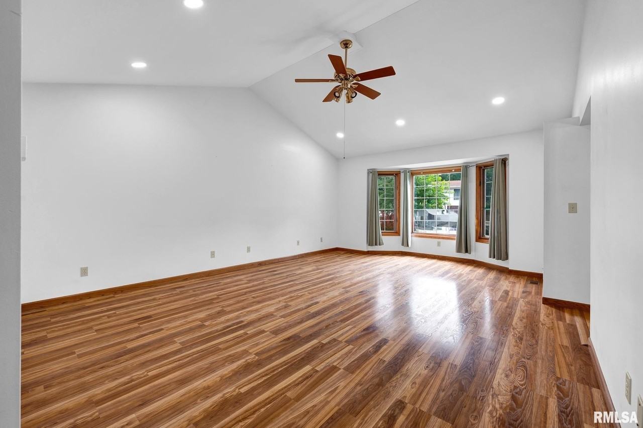 2321 W Pintura Ct - Photo 5 of 36