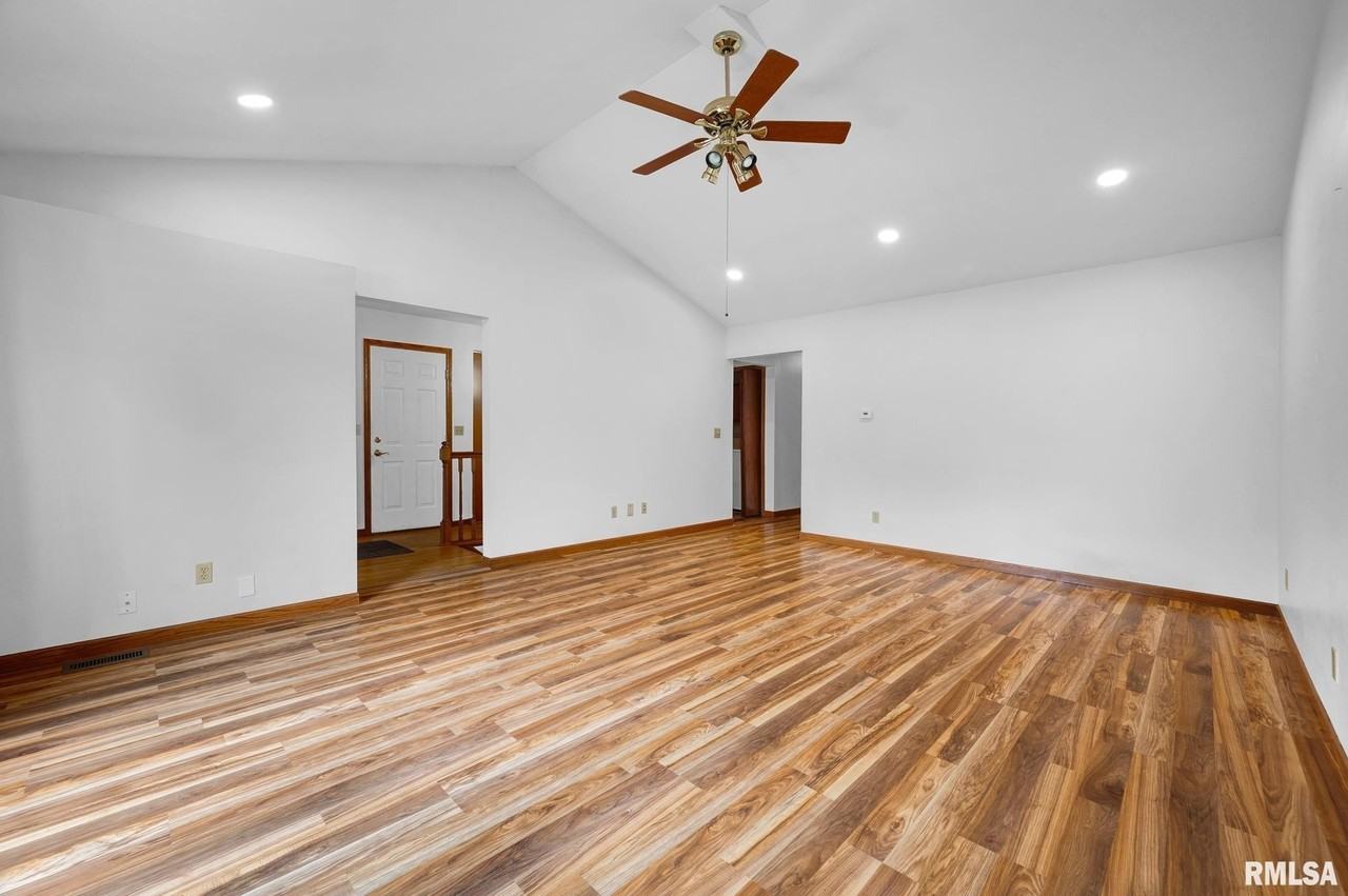 2321 W Pintura Ct - Photo 7 of 36