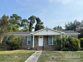 3244 Maplewood Dr - Photo 1 of 1