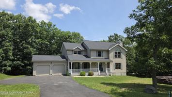 featured image of 907 Thornberry Ct