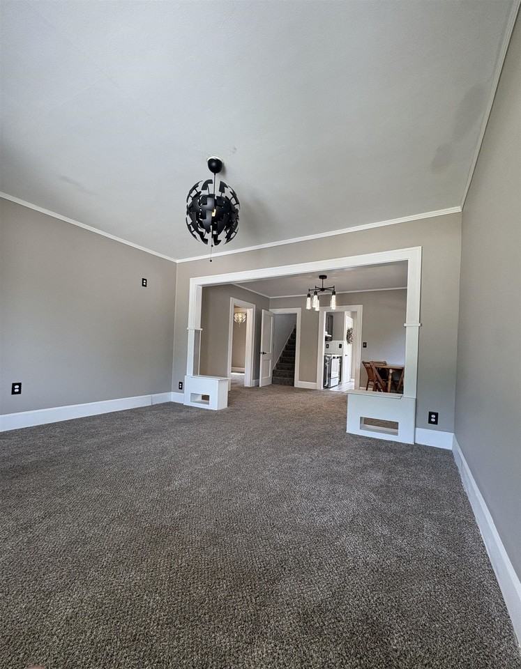 1609 Ethel Ave - Photo 3 of 25