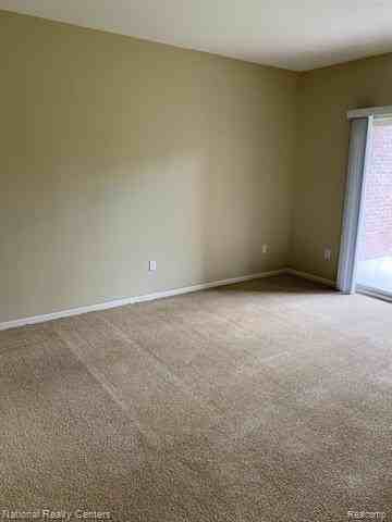 16769 Carriage Way - Photo 6 of 8