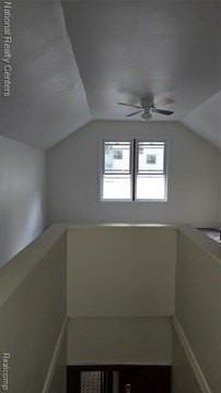 241 Eastlawn St - Photo 4 of 6