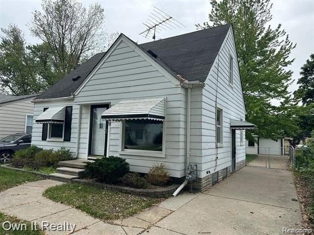 1829 Academy St - Photo 2 of 13