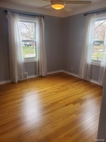1875 Larkmoor Blvd - Photo 7 of 16