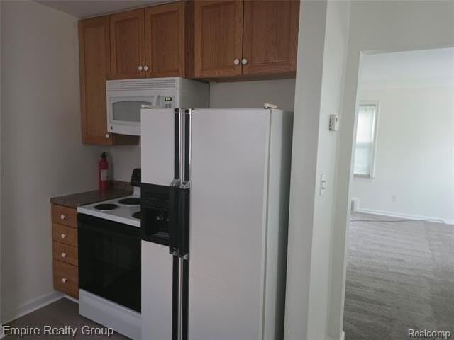 29061 Barton St - Photo 4 of 19