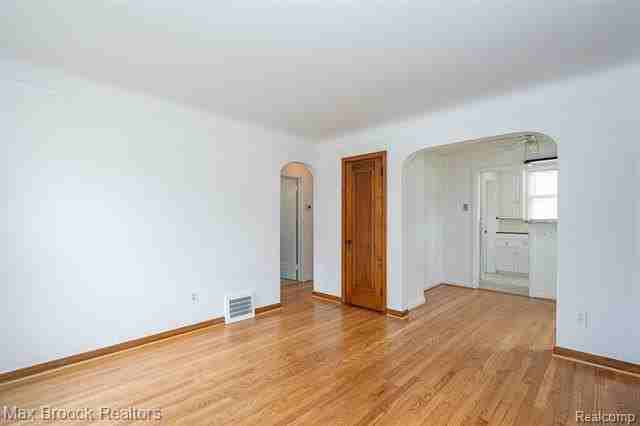 1587 Leroy St - Photo 4 of 25