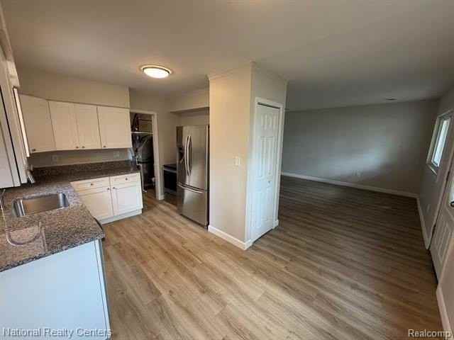 1961 Goulson Ave - Photo 6 of 23