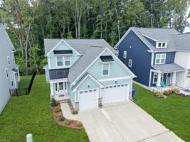 featured image of 821 Azusa Way