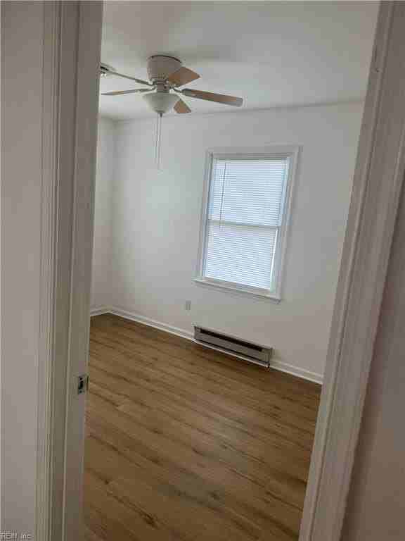 308 Elizabeth St - Photo 5 of 10