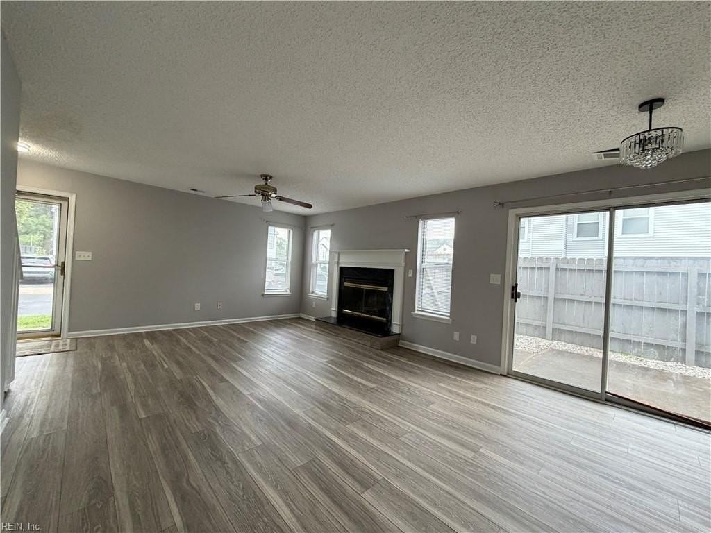 5608 Tourmaline Ct - Photo 3 of 23