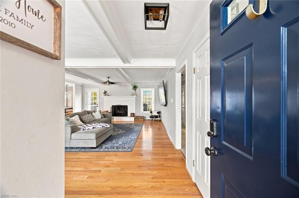 2505 Ravencroft Ct - Photo 2 of 36