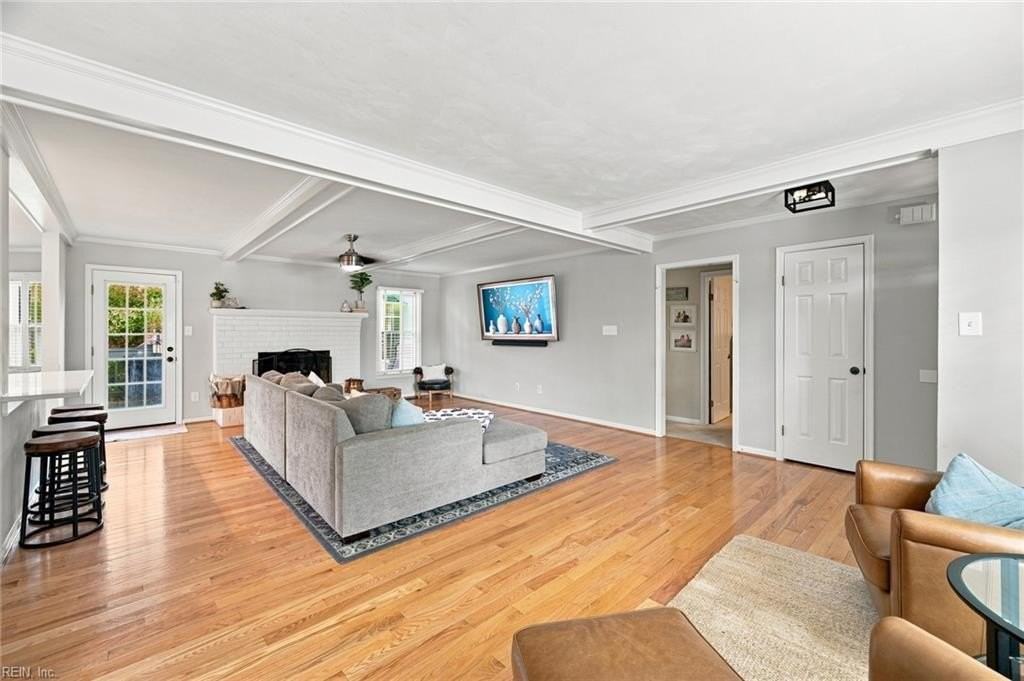 2505 Ravencroft Ct - Photo 5 of 36