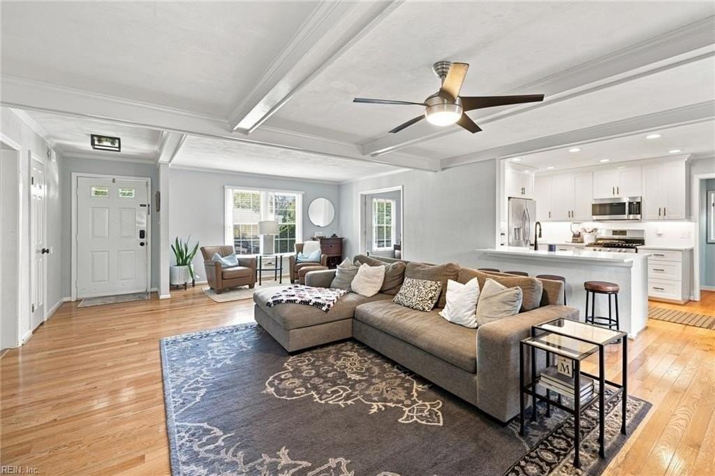 2505 Ravencroft Ct - Photo 6 of 36