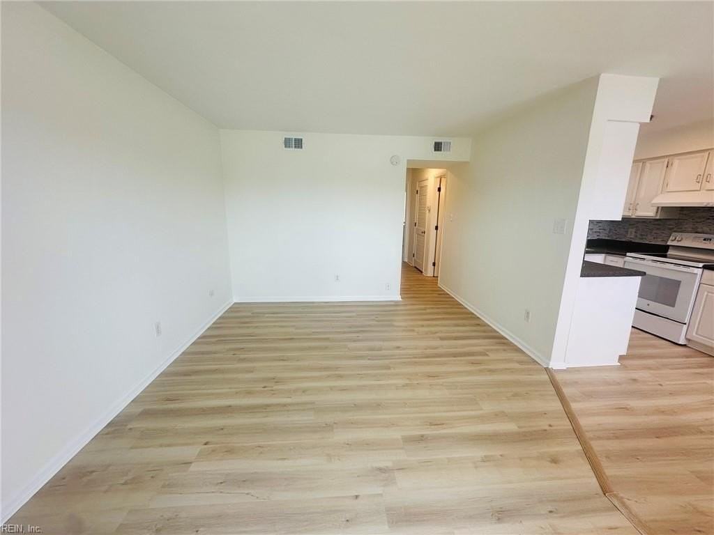 615 W Ocean View Ave #A - Photo 4 of 21