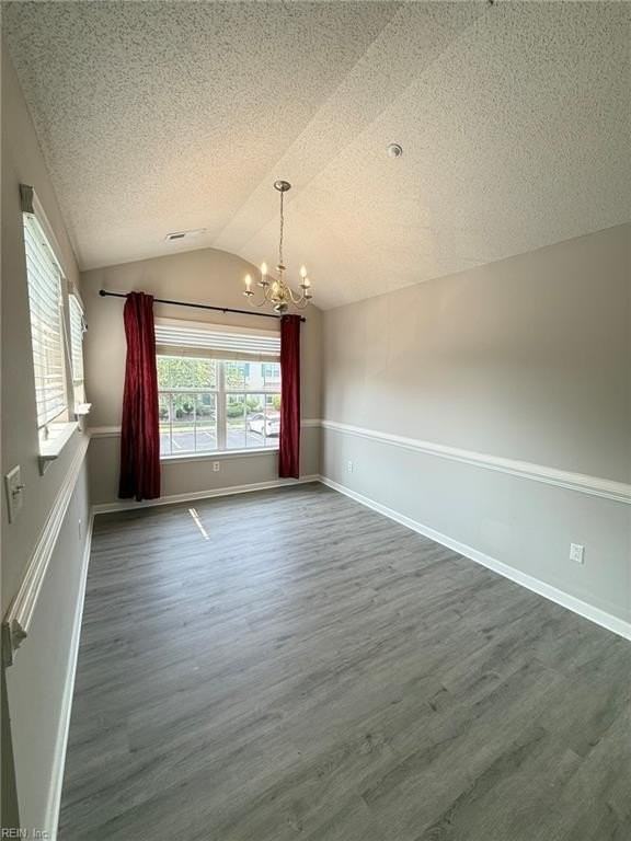 1710 Duntrune Gln - Photo 4 of 17