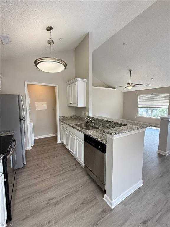 1710 Duntrune Gln - Photo 6 of 17